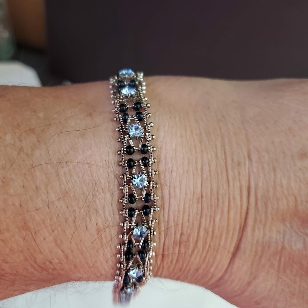 Dainty Silver Tone Filigree Bracelet Blue Rhinestone Black Bead 7 Inch